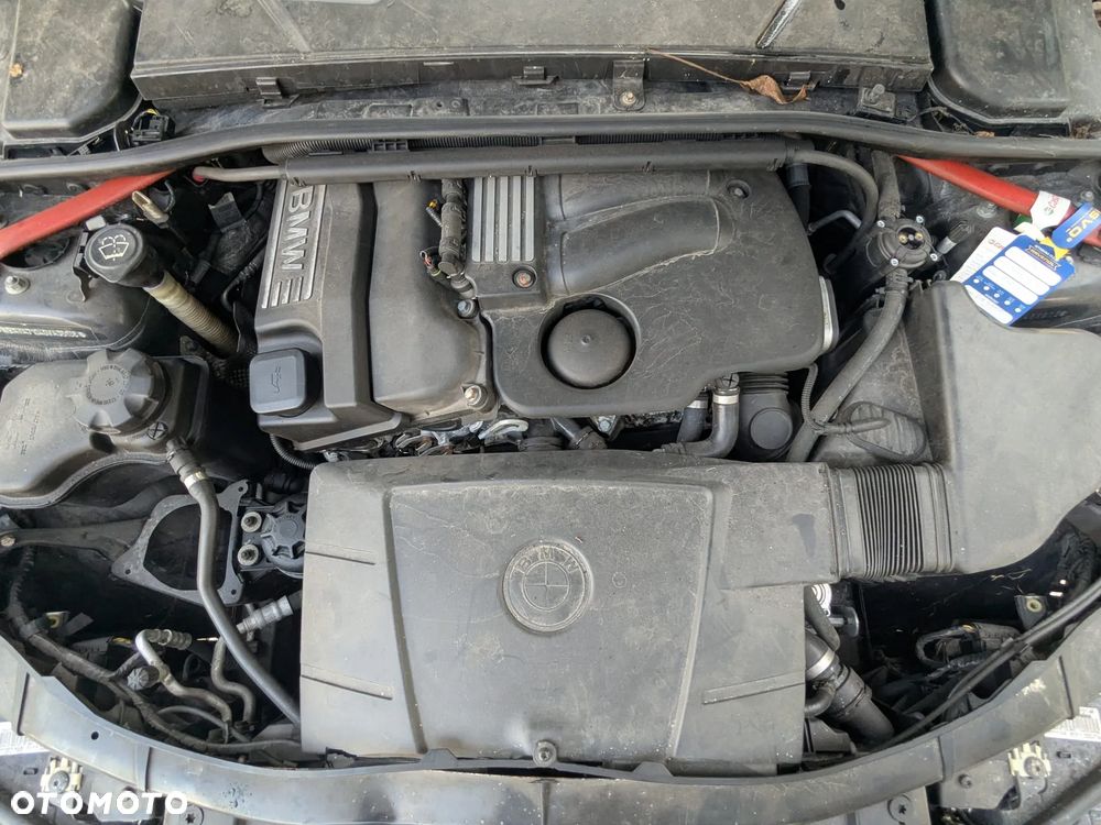 BMW Seria 3 320i - 11
