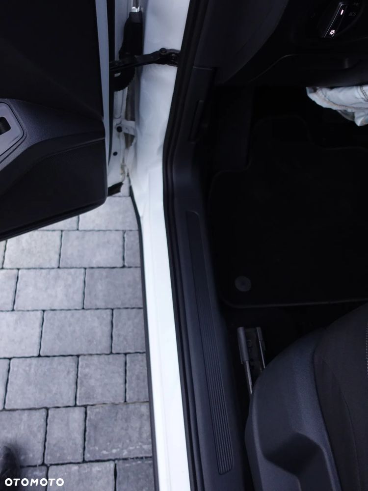 Volkswagen Tiguan - 14
