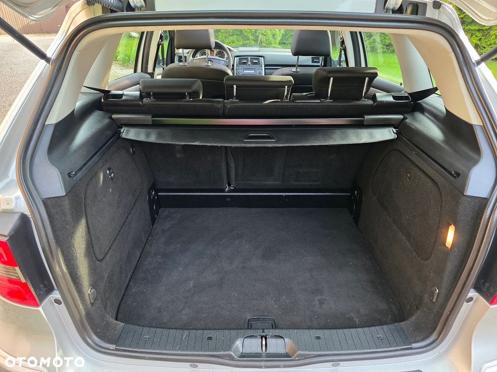 Mercedes-Benz Klasa B 160 BlueEFFICIENCY SPORT EDITION - 15