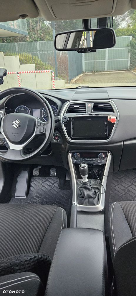 Suzuki SX4 S-Cross - 18