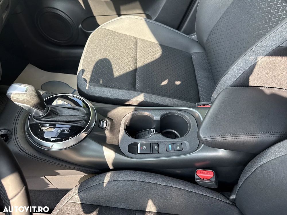 Nissan Juke 143CP HEV N-Connecta - 15