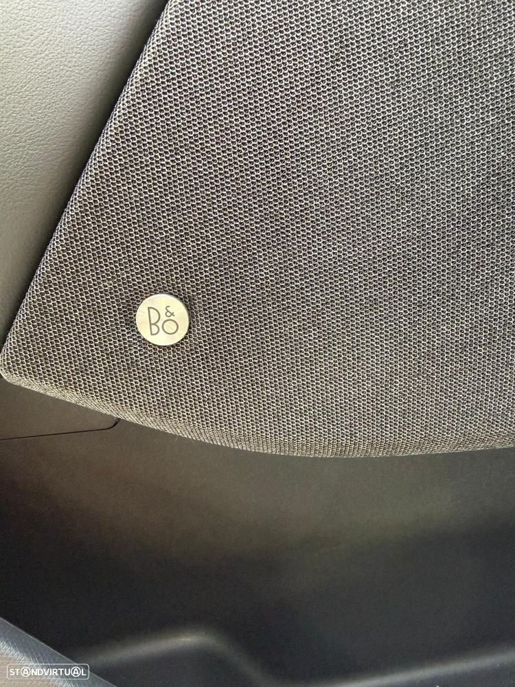 Ford Mustang Mach-E Standard - 14