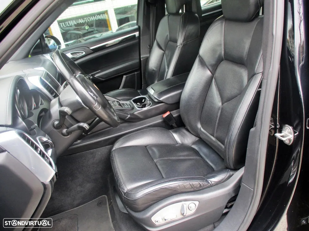 Porsche Cayenne S Hybrid - 8