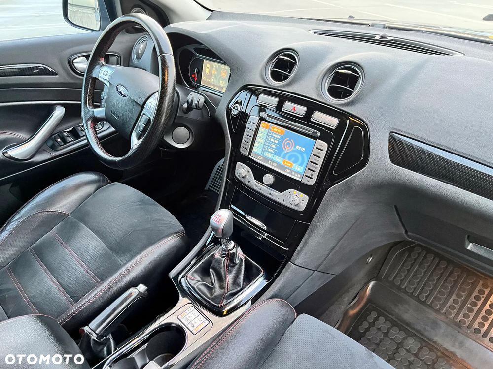 Ford Mondeo 2.5 Titanium S - 17