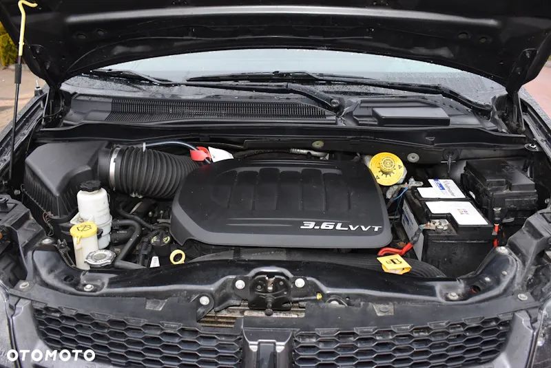 Dodge Grand Caravan 3.6 R/T - 14