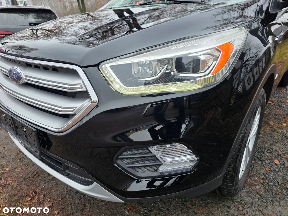 Ford Kuga 2.0 TDCi 4x4 Titanium - 17