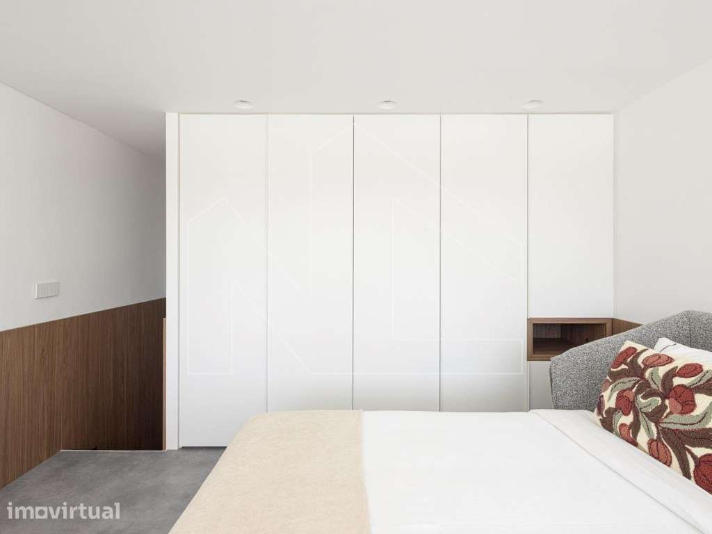 T1 Duplex com Mezanine | Vista Canal | Edifício White | Av. Dr. Lou... - Grande imagem: 3/6