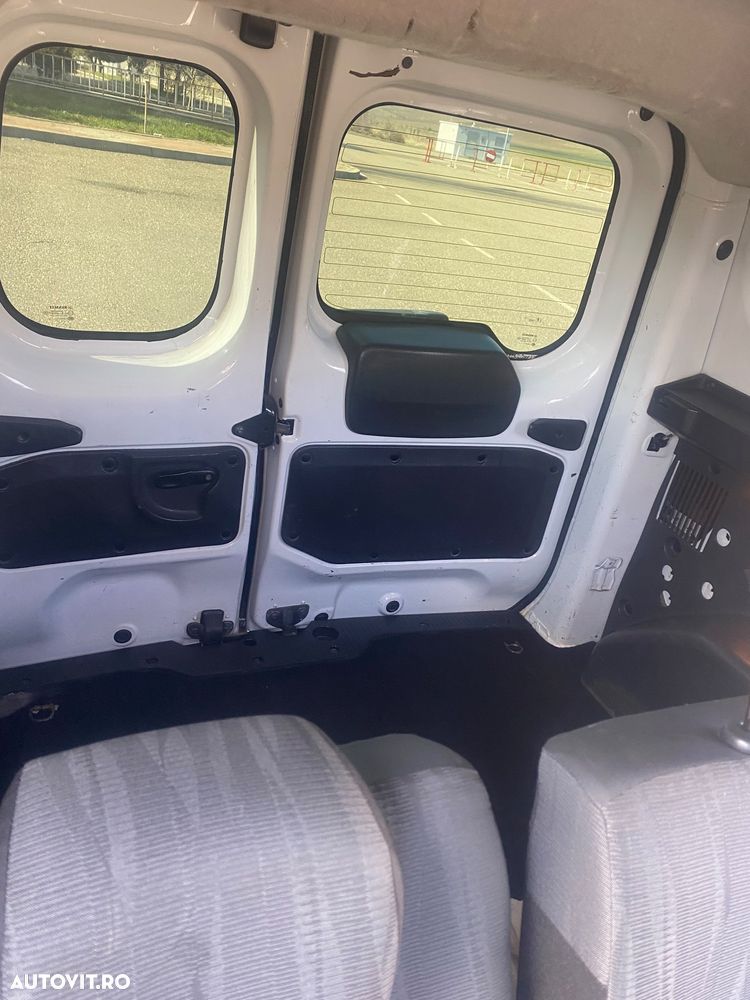 Dacia Dokker 1.5 dCi 90 CP Laureate - 10