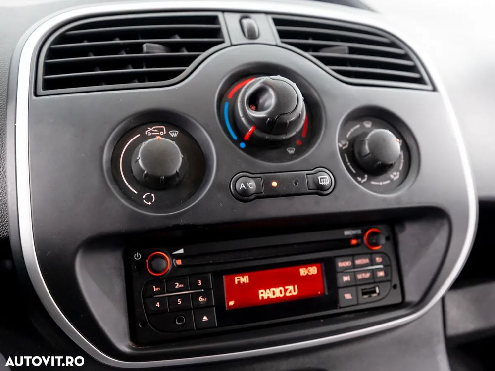 Renault Kangoo 1.5 Blue 80 Life - 19