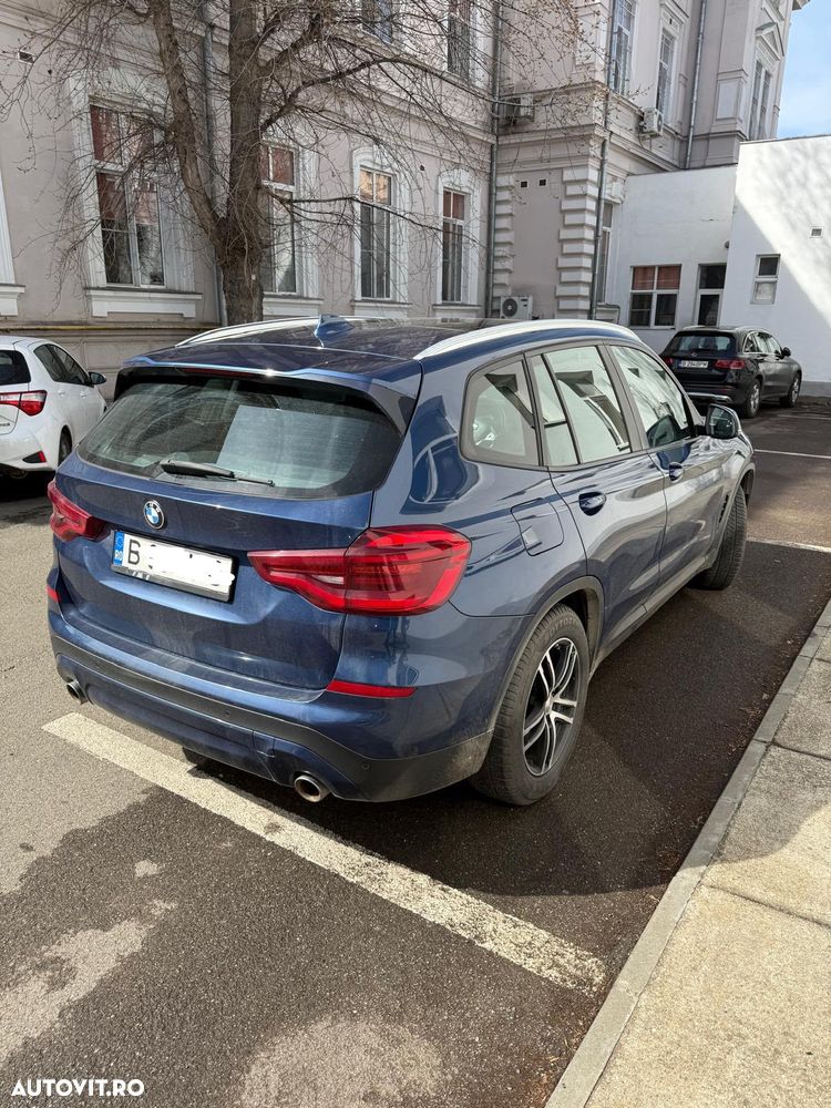 BMW X3 xDrive20i AT Advantage - 5