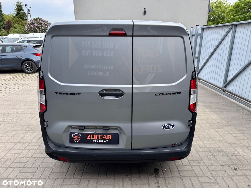 Ford Transit Courier - 4