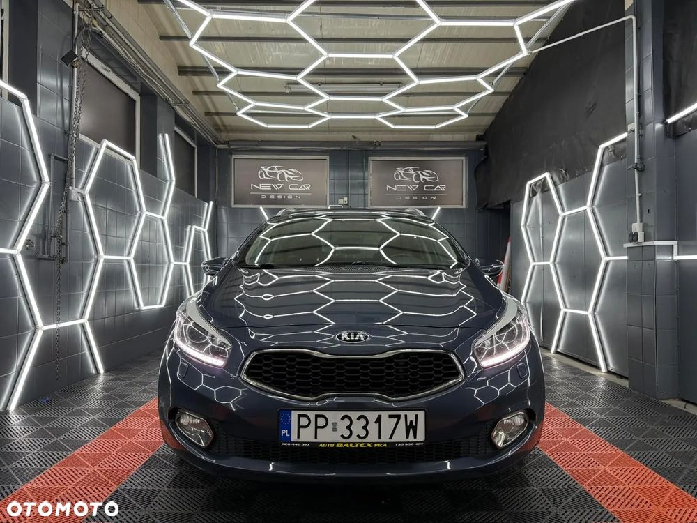 Kia Ceed 1.6 CRDi 128 Platinum Edition - 7