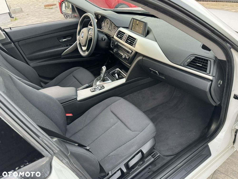 BMW 3GT - 17