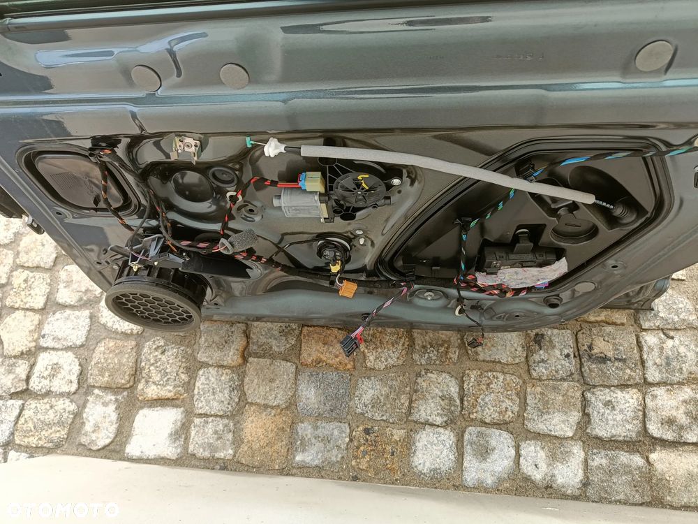 Drzwi Prawe Przednie Skoda Superb 3 III Prawy Przód LF7Y - 23