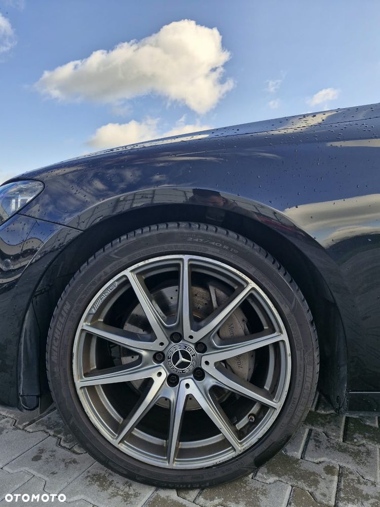 Mercedes-Benz Klasa E 220 d 4-Matic AMG - 8