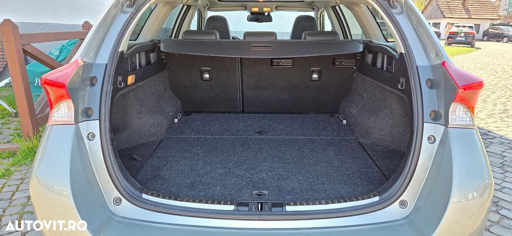 Toyota Auris 1.8 VVT-i Automatik Executive - 22