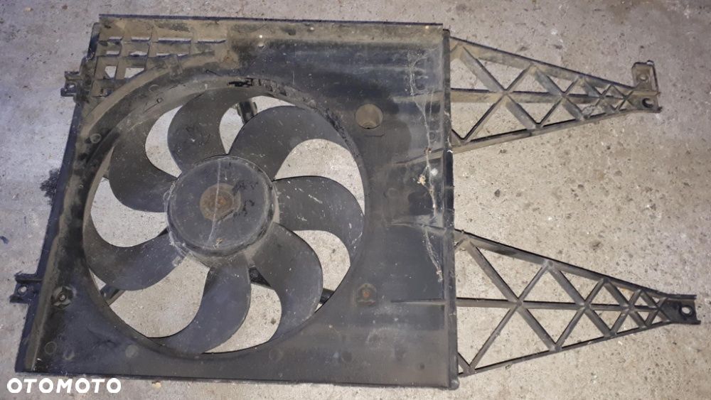 Wentylator Chłodnicy Skoda Octavia I Seat Leon Audi A3 VW Golf IV Bora - 1