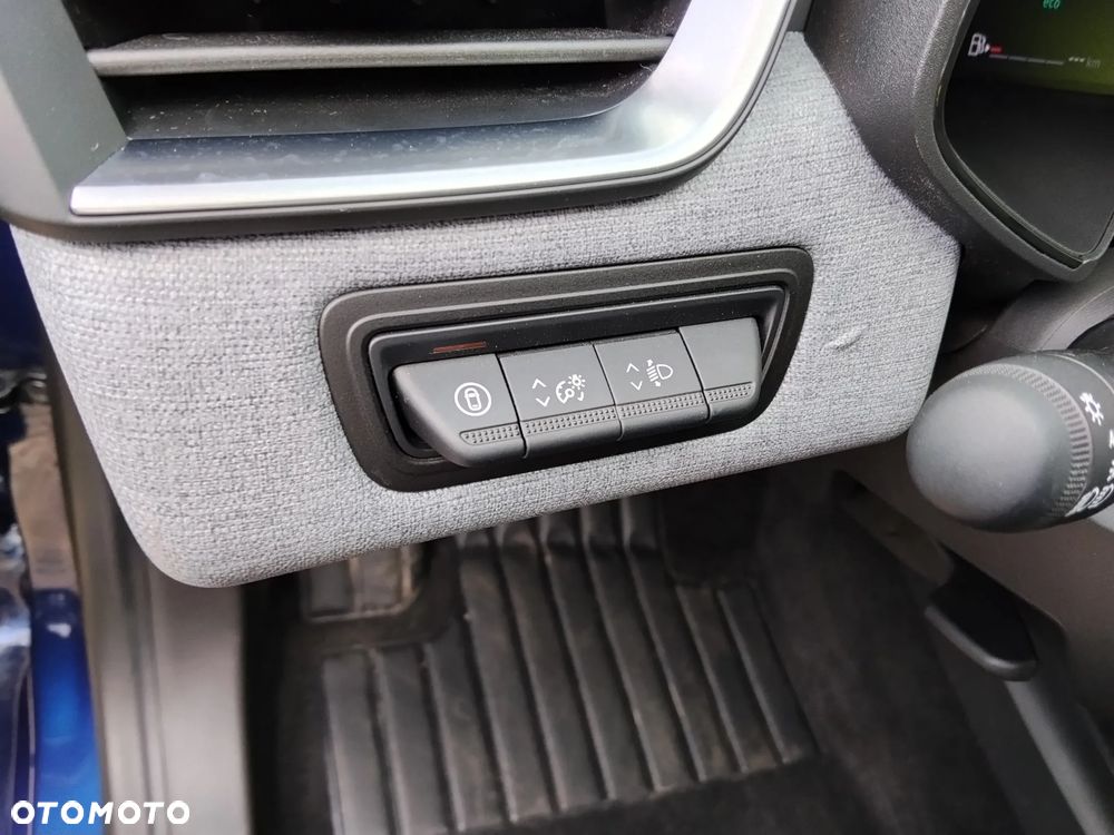 Renault Clio 1.0 TCe Techno - 9
