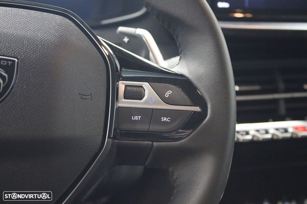Peugeot 208 1.2 Hybrid Allure e-DCS6 - 17