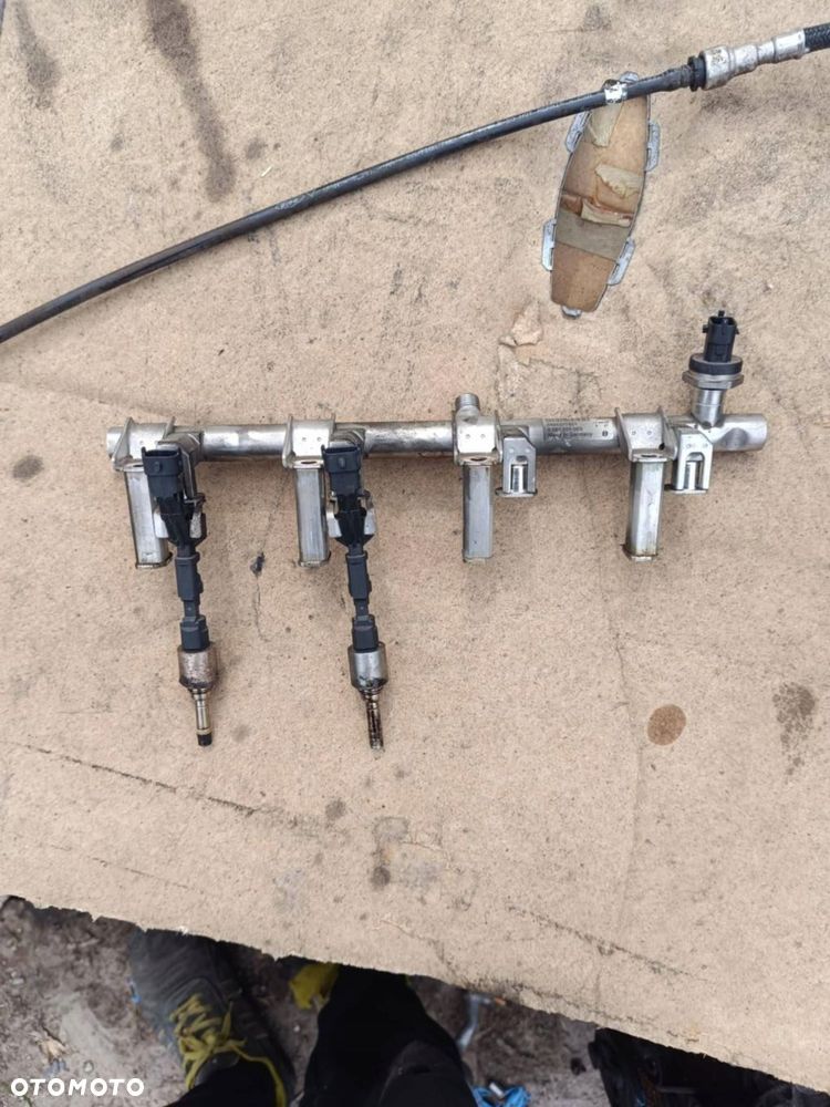 listwa wtryskowa ford mondeo mk4 lift 1.6 ecoboost - 1