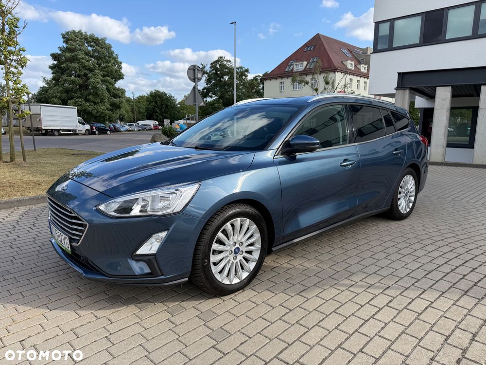 Ford Focus 1.0 EcoBoost Titanium Business - 11