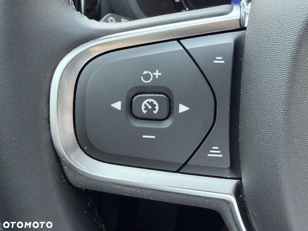 Volvo XC 60 - 31