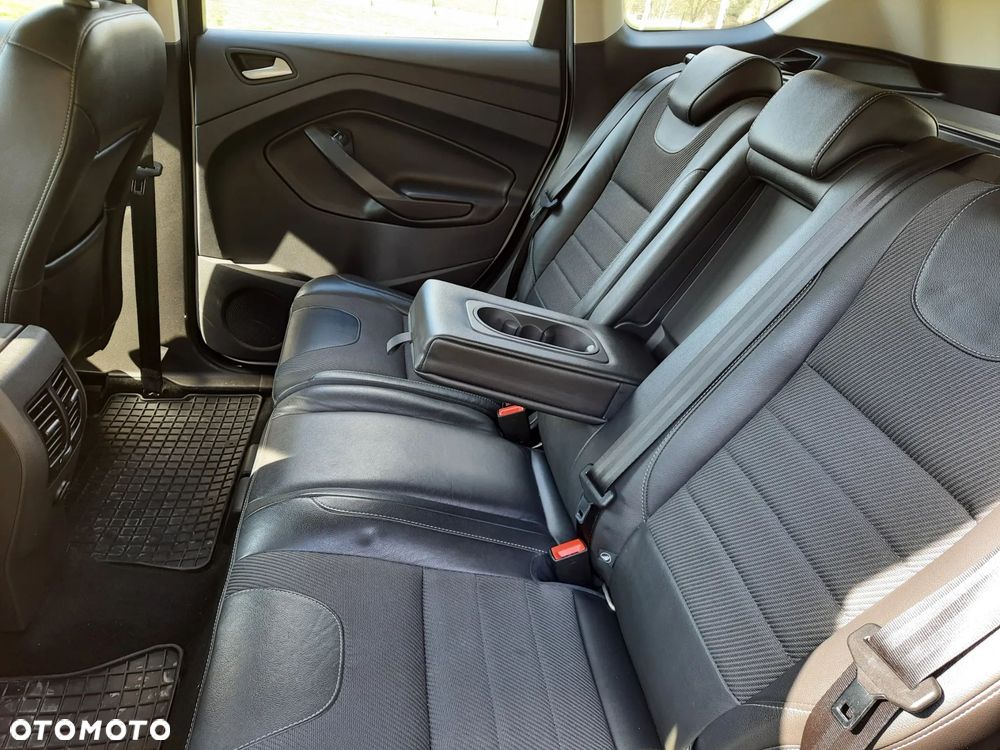 Ford Kuga 2.0 TDCi 4WD Titanium - 14