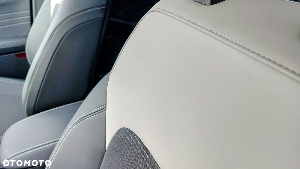 Ford Kuga 2.5 FHEV FWD Sound Edition eCVT - 20