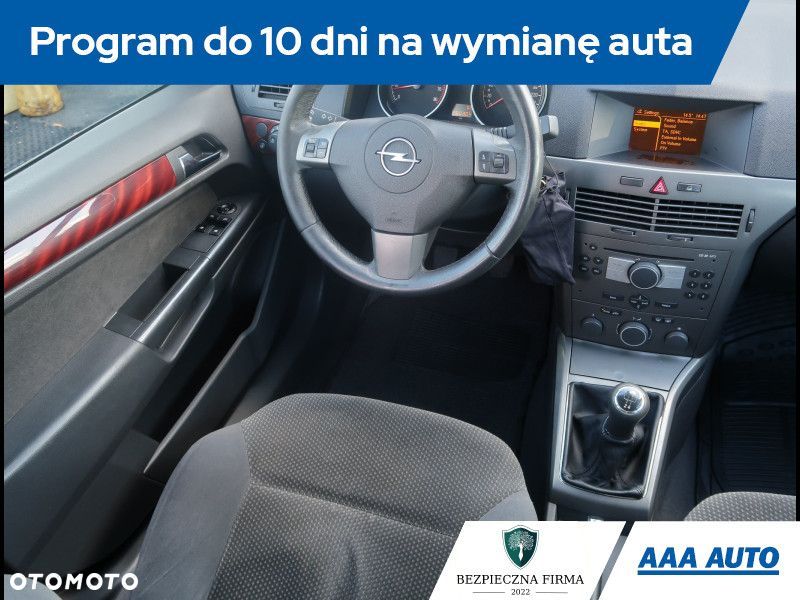 Opel Astra - 8