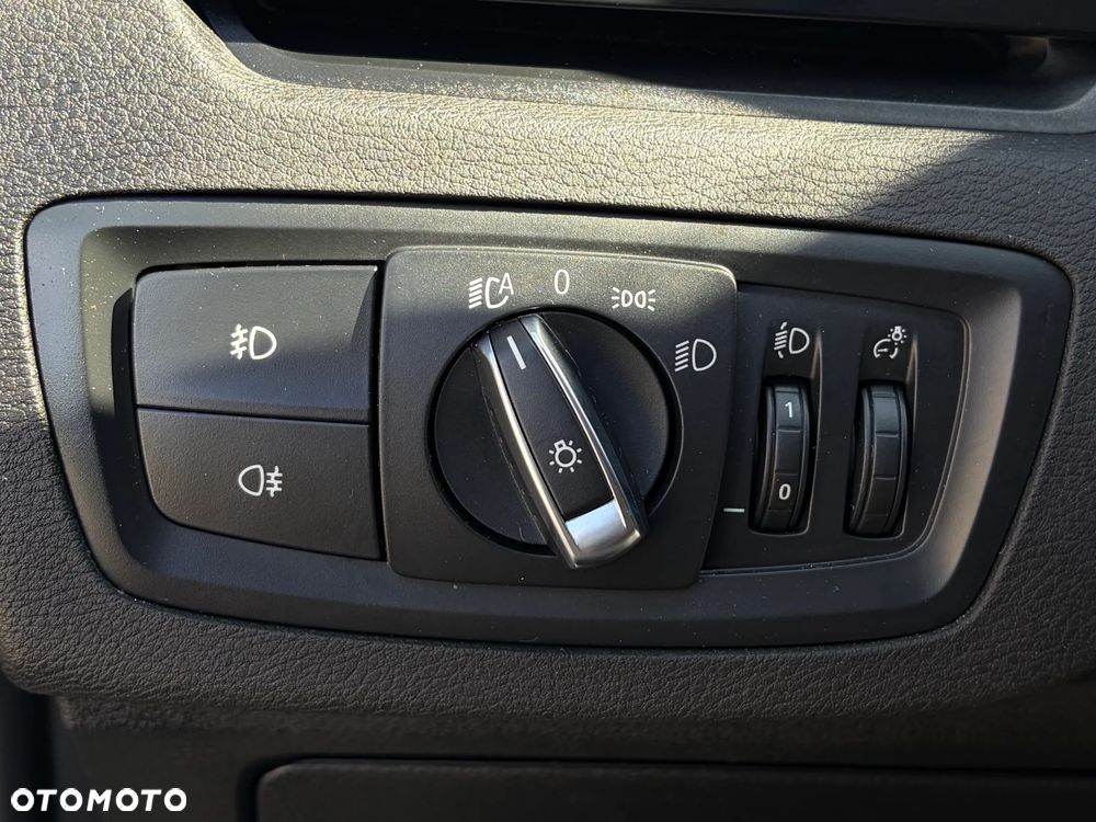 BMW X1 xDrive25e Advantage - 36