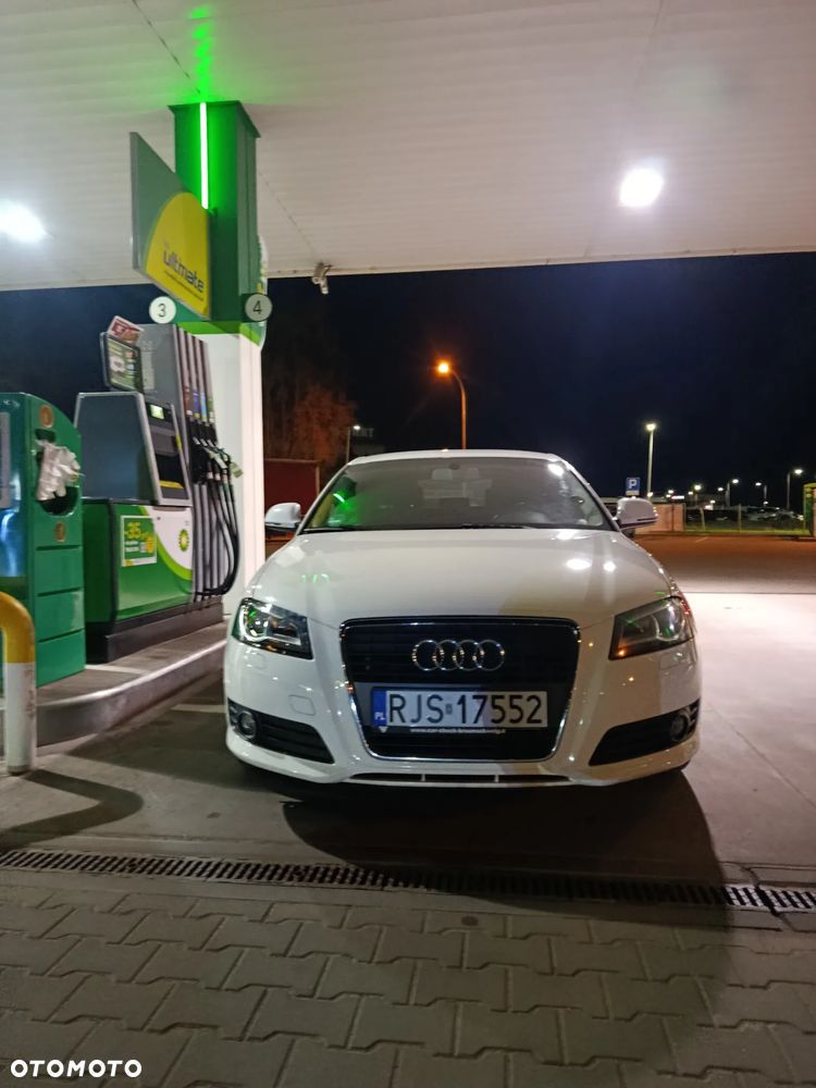 Audi A3 Sportback - 33