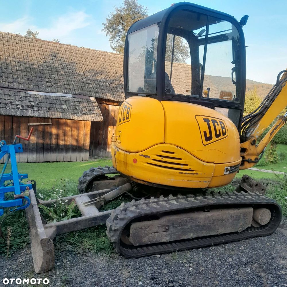JCB - 3