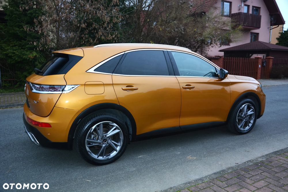 Peugeot 3008 1.6 PureTech HYbrid Allure S&S EAT8 - 13