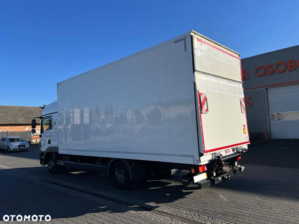 MAN TGL 8.250 XXL KONTENER+WINDA 2xŁÓŻKO WEBASTO BLOKADA MOSTU NAVI KLIMA POSTOJOWA LODÓWKA - 3