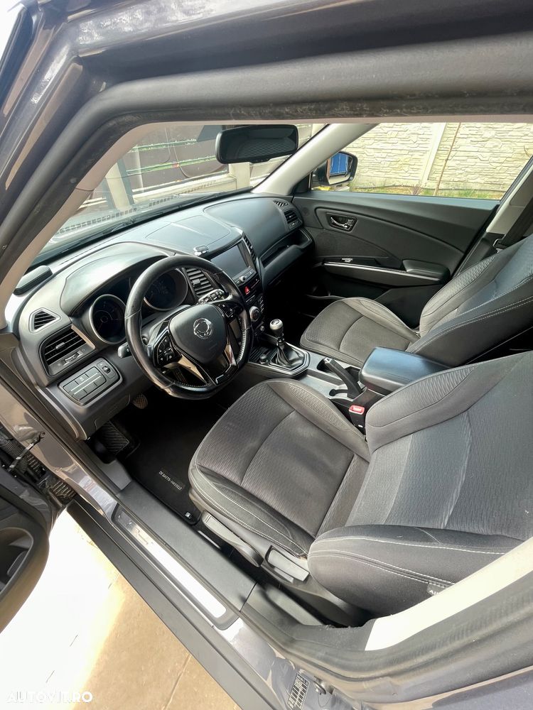 SsangYong XLV 1.6 e-XDI STD Plus - 9