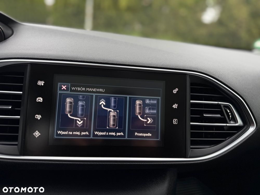 Peugeot 308 BlueHDi 150 EAT6 Stop & Start Allure - 26