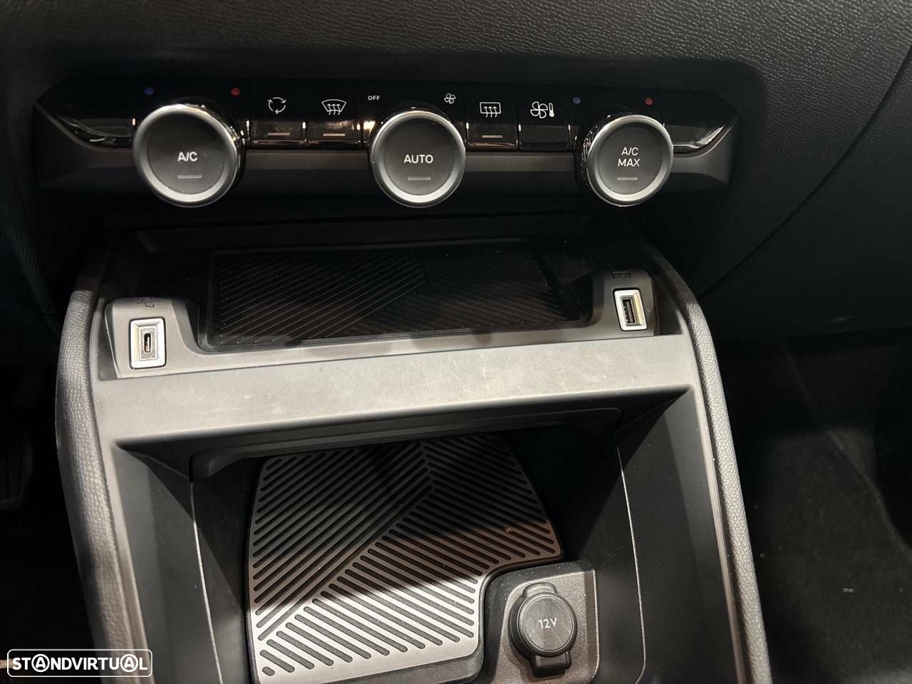 Citroën C4 1.2 PureTech Plus - 10