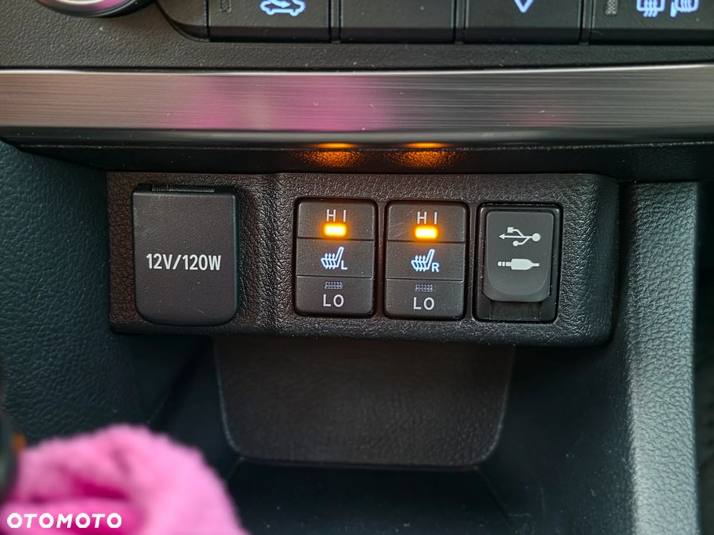 Toyota Auris 2.0 D-4D Prestige - 26
