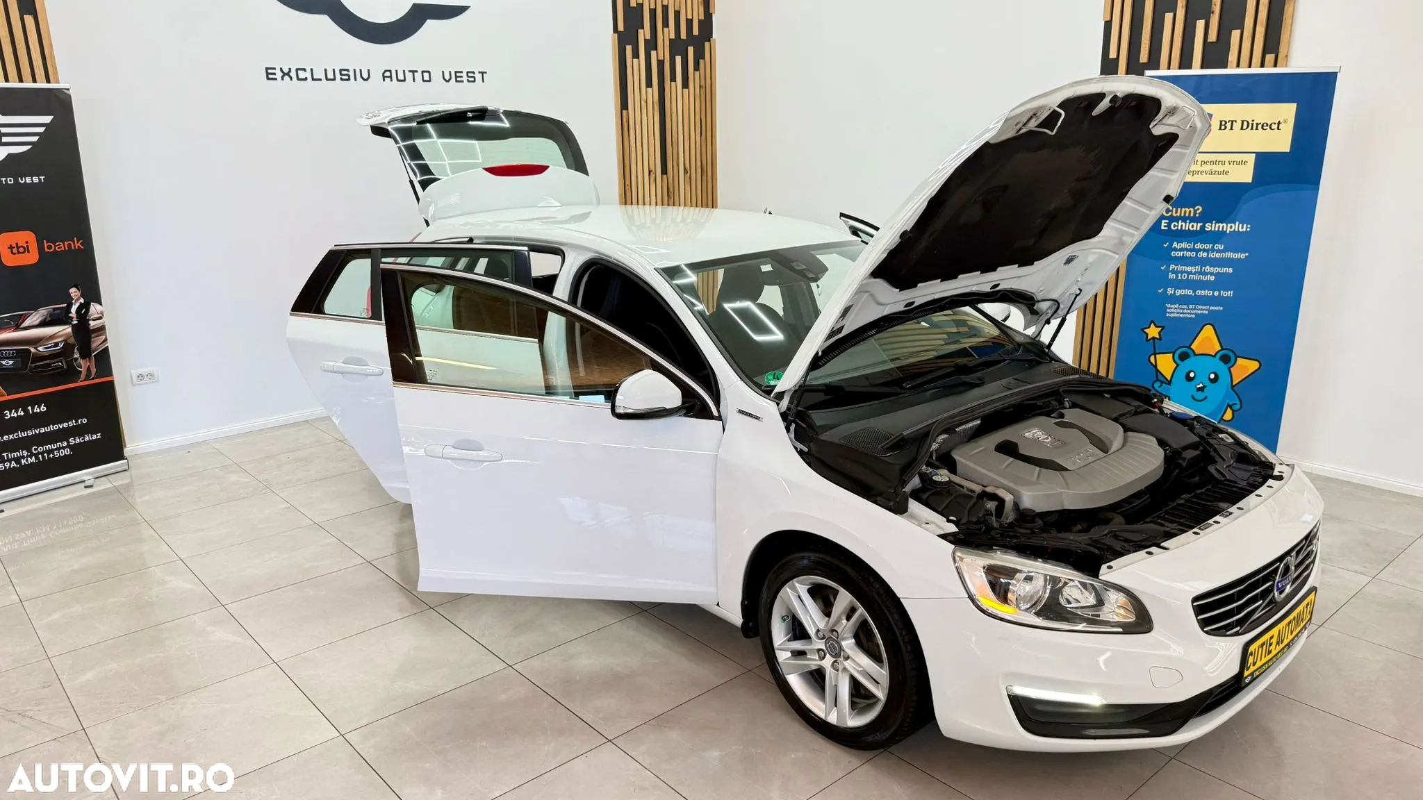 Volvo V60 D6 Plug-In-Hybrid AWD Geartronic Momentum - 10