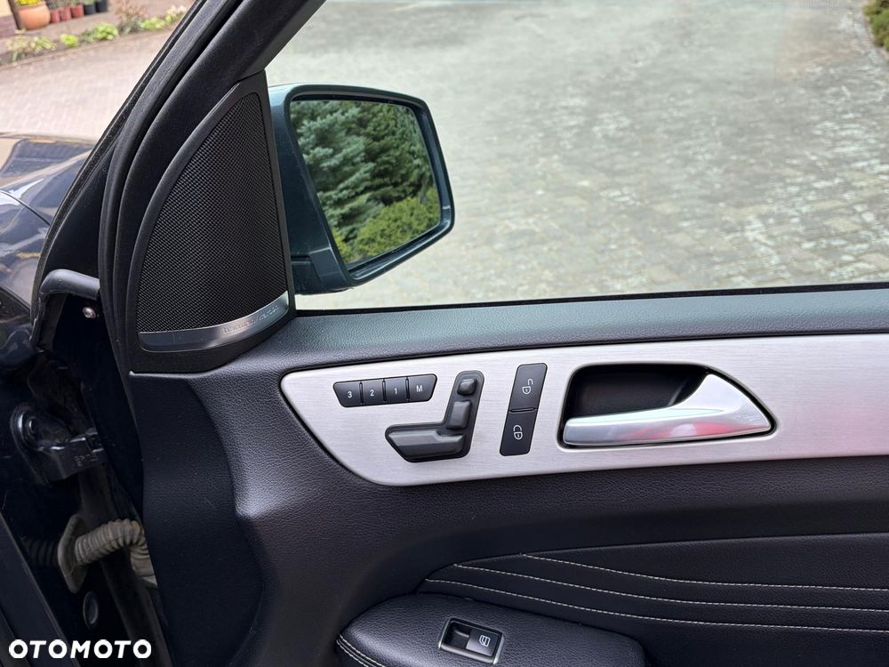 Mercedes-Benz ML 350 BlueTEC 4-Matic - 9