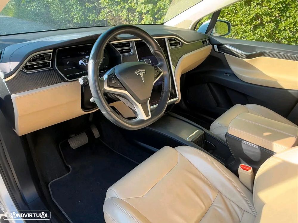 Tesla Model X 100D - 3