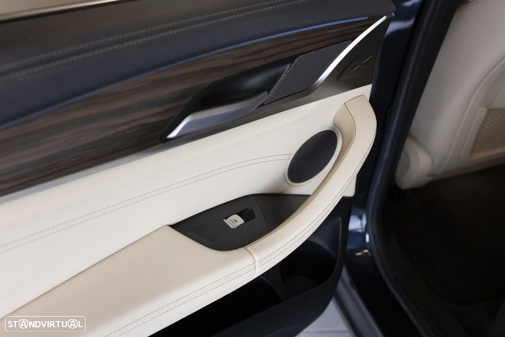 BMW iX3 Inspiring - 19