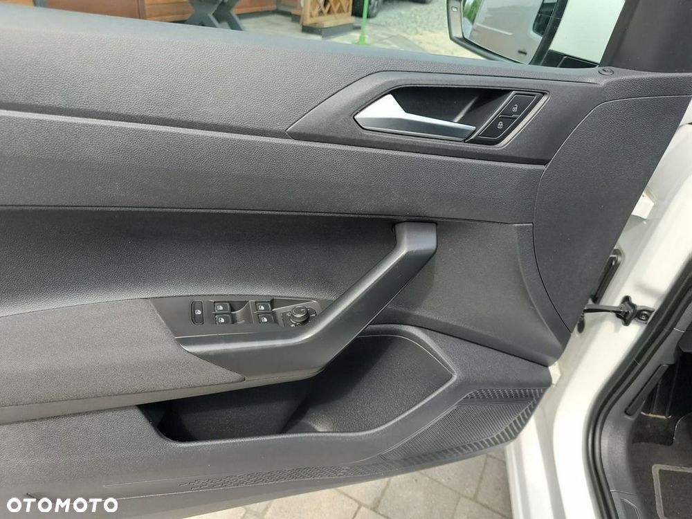 Volkswagen Polo 1.0 TSI Life - 17