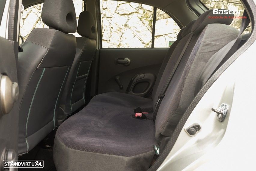 Nissan Micra 1.5 dCi Visia AC 82 - 21