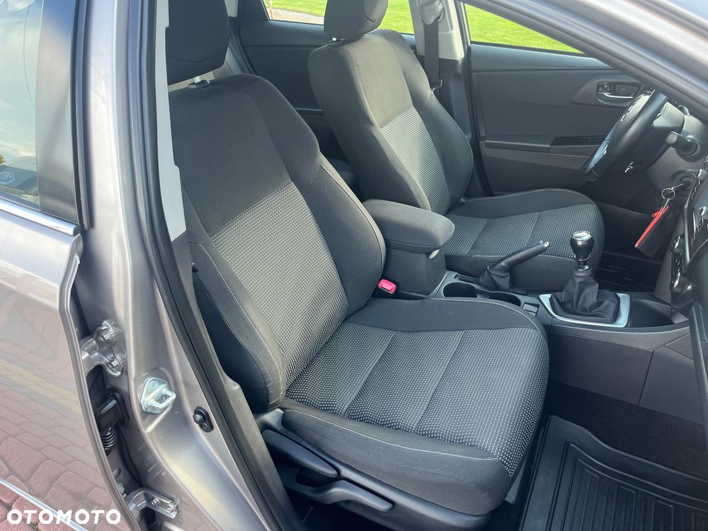 Toyota Auris 1.6 Valvematic Executive - 33