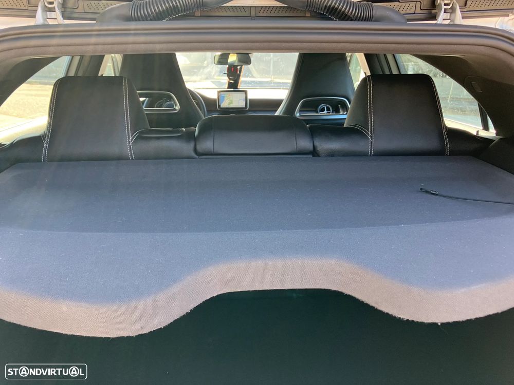 Mercedes-Benz A 180 (BlueEFFICIENCY) - 12