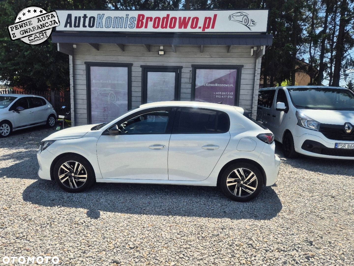 Peugeot 208 - 12