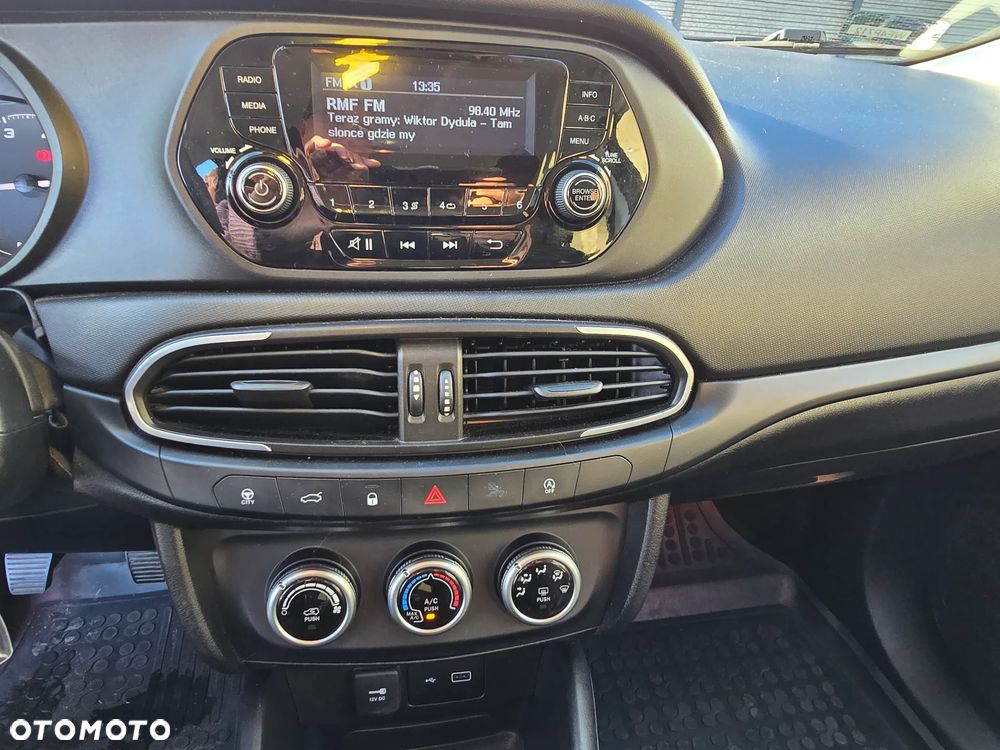 Fiat Tipo 1.0 T3 - 22