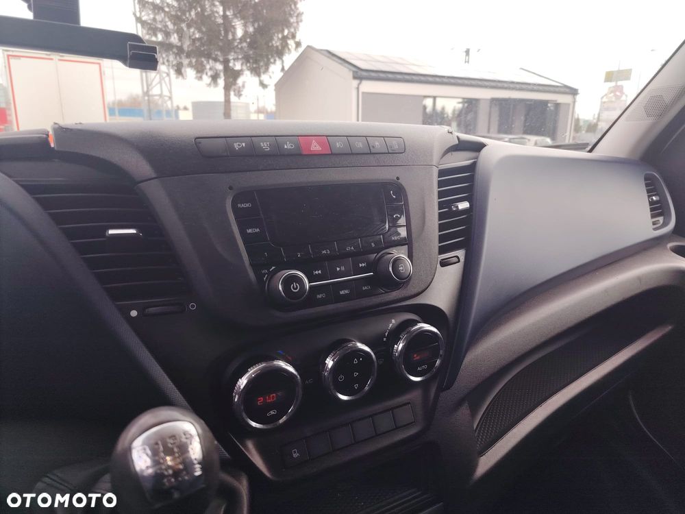 Iveco DAILY - 10