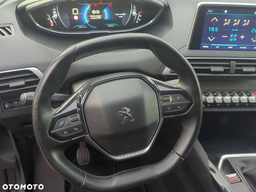 Peugeot 3008 1.2 PureTech Allure S&S - 12